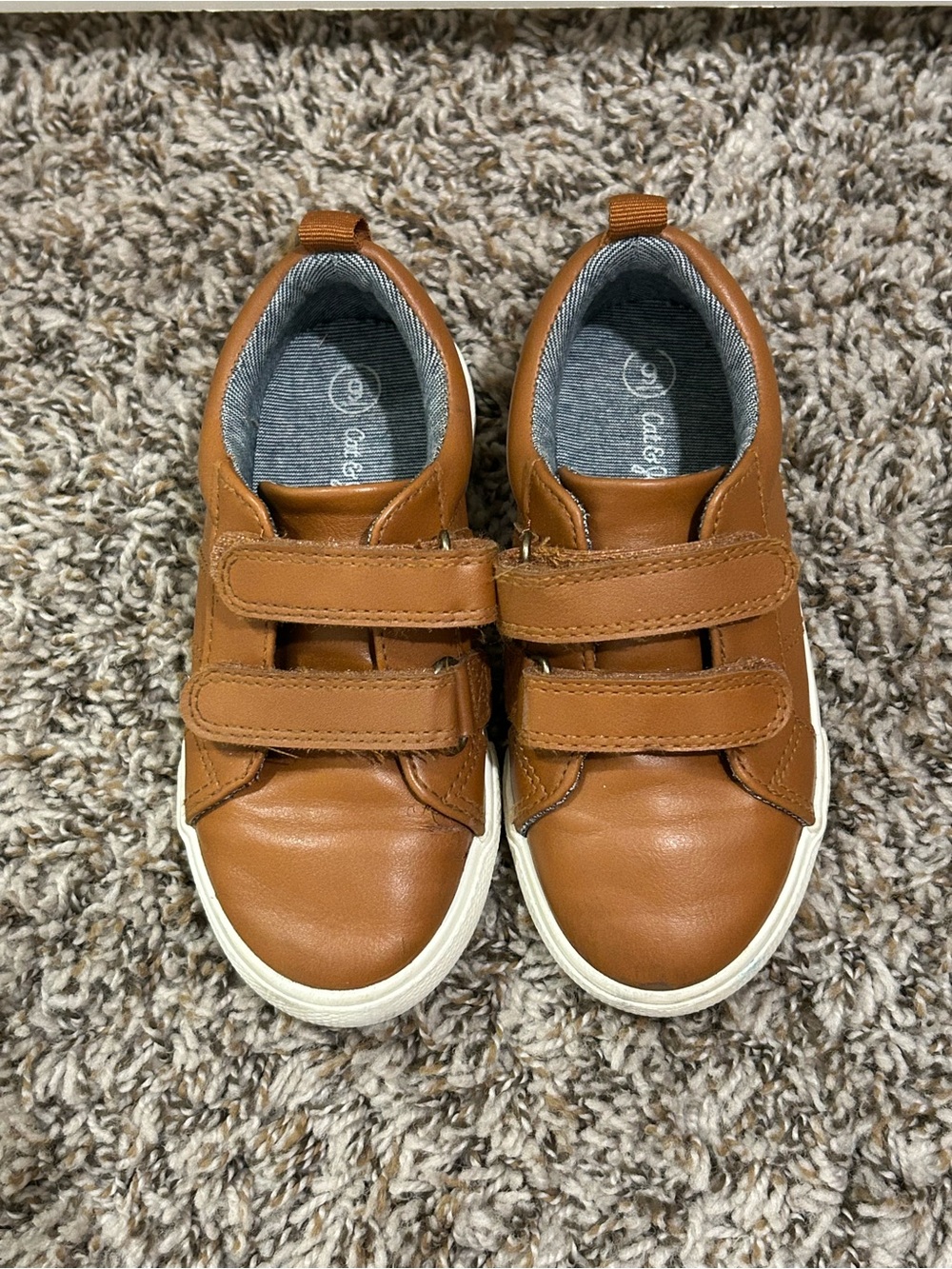 Boys shoes